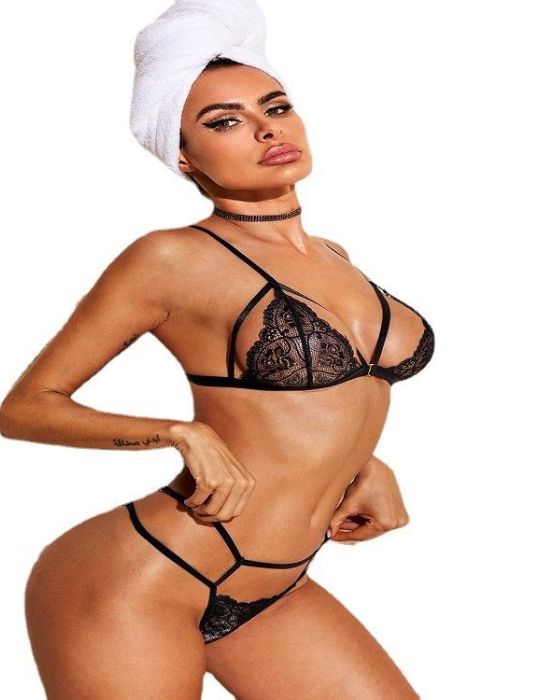 Black Lace Bra & Thong Set – Women’s Lingerie
